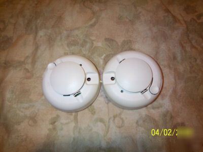 Two ge simon-3 60-848-02-95 iti wireless smoke detector