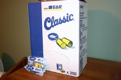 Aearo e-a-r classic plugs w/cord in bag set of 6
