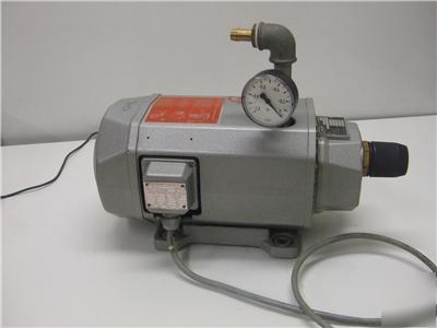 Dbg becker gmbh & co. vacuum pump typ 7IL/4