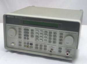 Agilent/hp 8647A synthesized signal generator
