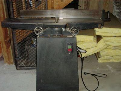 Jointer 6IN. chinese copy of old style powermatic