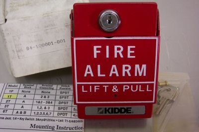 New kidde 87-1200-52001 lift & pull fire alarm switch 