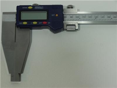 Fowler digital 0-12IN caliper/micrometer (13513) w/case
