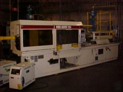 230 ton, 20 oz. van dorn injection molding machine '92