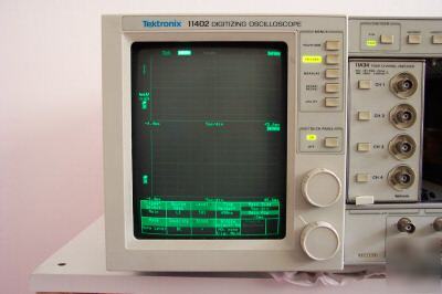 Tektronix 11402 1GHZ digitizing oscilloscope