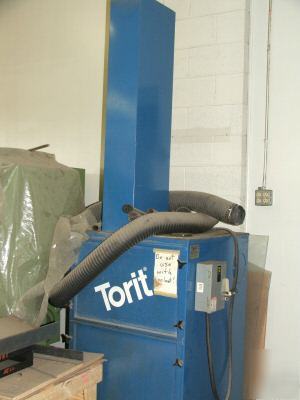 Torit dust collector system model 80CAB 