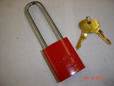 Master lock 6835 red long shackle pad lock 