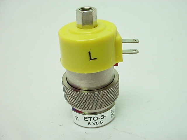 Clippard minimatic solenoid valve et-3- 6-l 6 vdc coil