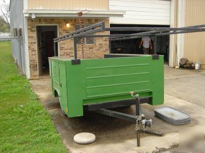 John deere green welding service bed trailer plumbing