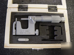 Precision mul- t- anvil micrometer 0 - 1 inch