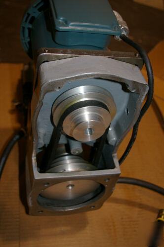 Automatic drilling or tapping unit