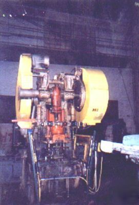 135 ton niagara #A5-1/2 obi back geared punch press,'55