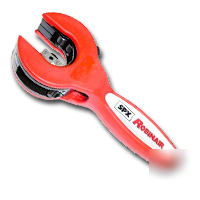 Ratcheting tubing cutter - 1/4