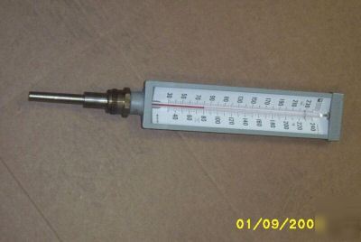 Industrial gauge thermometer 30 to 240 f, straight stem