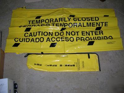 New safety signs heavy duty vinyl bi-lingual >>>