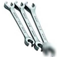 3 piece superkorme? metric flare nut wrench set