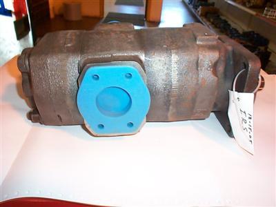 Commercial tandem hydraulic gear pump loaders