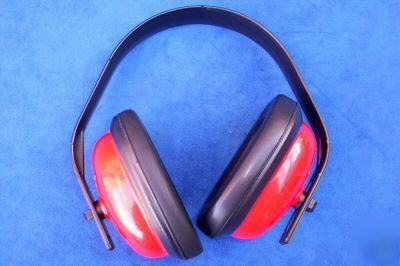 New ear protectors - complies with en-325-1:1993- brand 