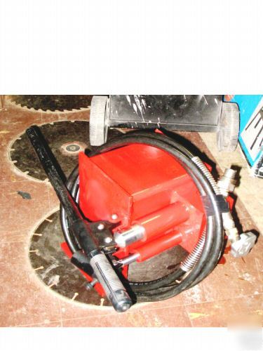 Two speed two stage pump for 50 ton press sweet & clean
