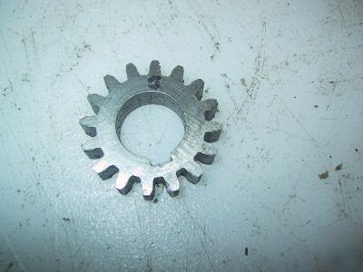 10L south bend lathe quick change gear box 16TOOTH gear