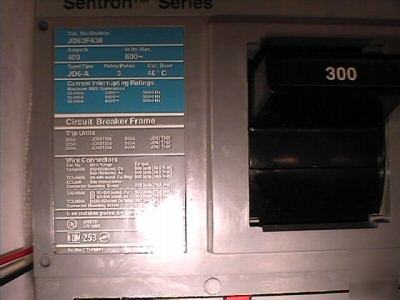 Siemens sentron JD63F400 circuit breaker with trip 300