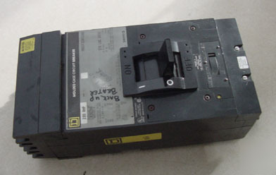Square d i-line circuit breaker LA36200 200AMP