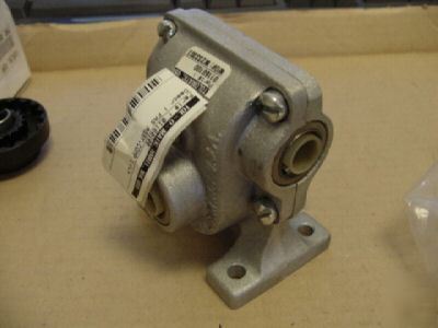 New tol-o-matic 01150100 gearbox W230840 r-angle 1-1RH >