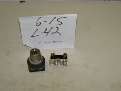 1 allen bradley selector switch 600VAC 10AMP max no key
