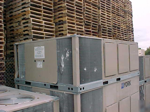 York D4CE090A25ECA 7.5TON air conditioner unit