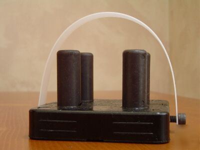 Industrial magnet for cleaning of hydraulic fluids