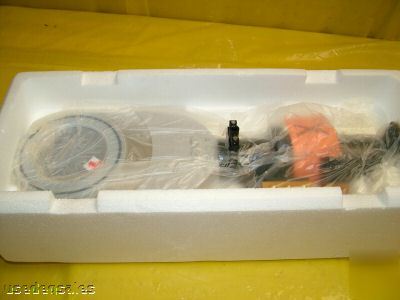 New vat pneumatic gate valve 08040-FA44-0002 