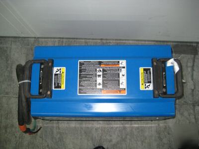 Miller xmt 304 cc/cv, 2003 model , one year warranty 