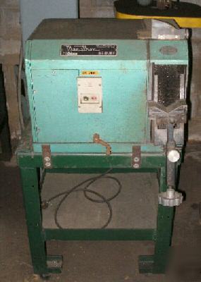 Marathon metal brush type metal deburing machine