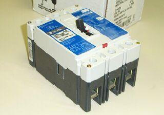 New cutler hammer fd circuit breaker 3P 150A FD3150