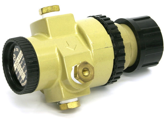 C.a.norgren R11-200-rgla 300PSIG air pressure regulator