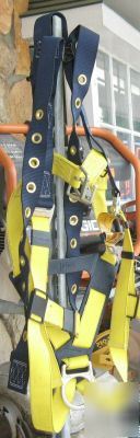 Dbi sala delta ii harness - 1 d-ring