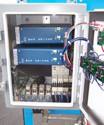 Nordson pump / sprayer assembly