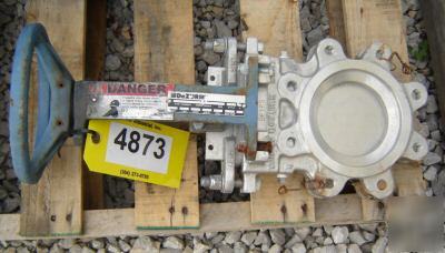 4â€ dezurik knife gate valve; manual, size 4 (4873)