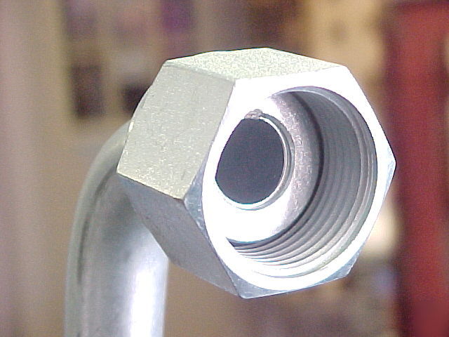 Hydraulic / high pressure hose 27 x 3/4 in w/fittings
