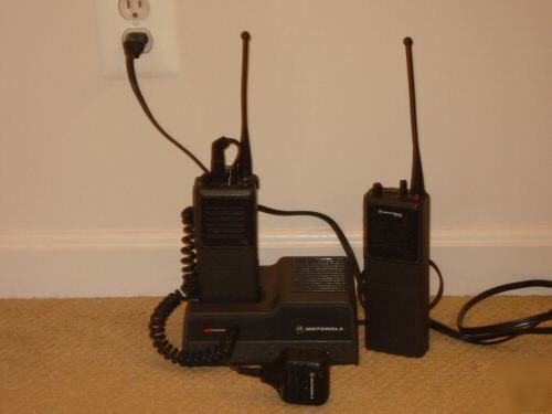 2 motorola 2 way radios MT1000&charging base&microphone