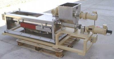 Brabender weigh belt feeders (4299)