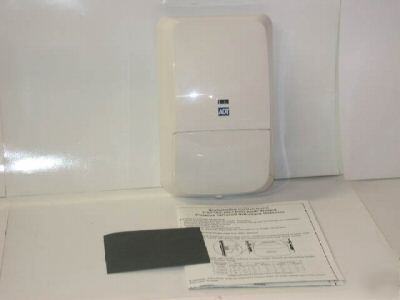 Ds bosch DS776Z 50'x 50' pir w/self test motion detecto
