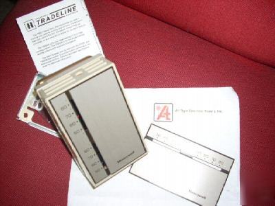 Honeywell tradeline T6051A 1016 heat/cool thermostat