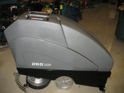 Autoscrubber tennant 265 xpexcellent condition