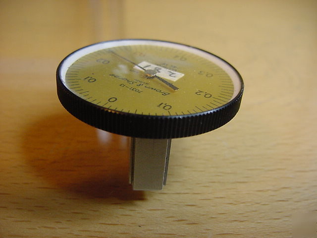 Brown & sharpe 7031-13 0.01MM metric dial indicator