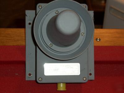  u.s. military signal horn c-140 cargo plane boeing