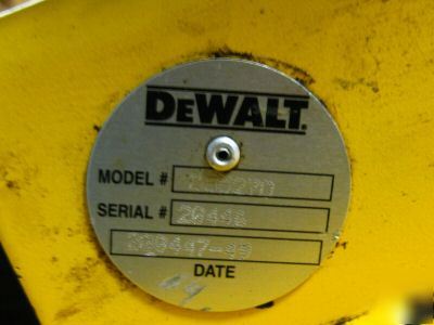 Dewalt 5.5 hp gas 8 gal. D55270 portable compressor 