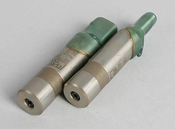 Lot 2 dayton punches ljo 62 300 p .5400 w .2600