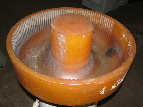 Sweco vibratory bowl finishing machine