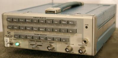 Tektronix 2901 time mark generator nice